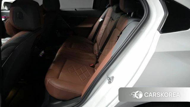 BMW 5 Series (G60) id 4280727 из Кореи 18