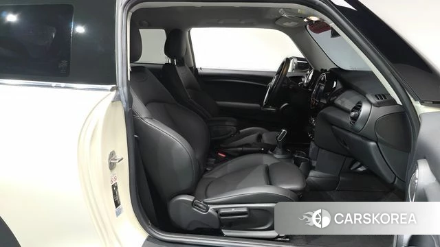 Mini Cooper id 4294327 из Кореи 18