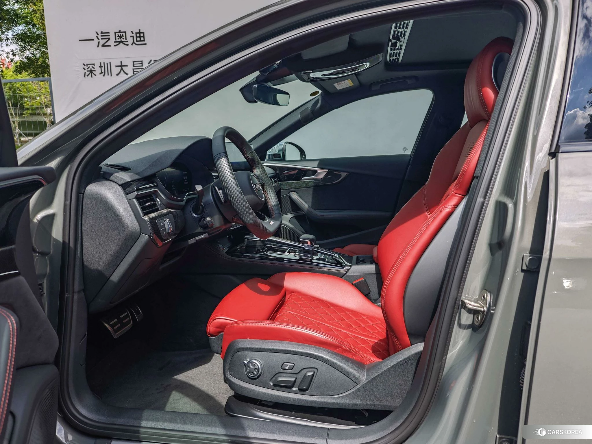Audi S4 id 4454364 из Китая 18