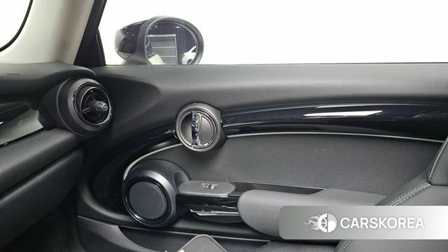 Mini Cooper id 4636507 из Кореи 18