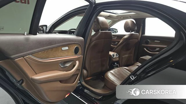 Mercedes-Benz E-Class W213 id 4371501 из Кореи 18