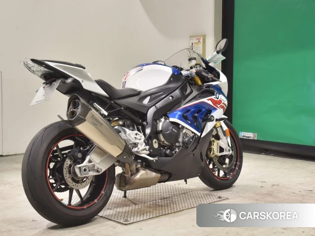 Проданный BMW S1000RR 2018 из Японии
