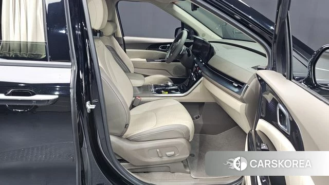 Kia Carnival 4th generation id 4641671 из Кореи 18