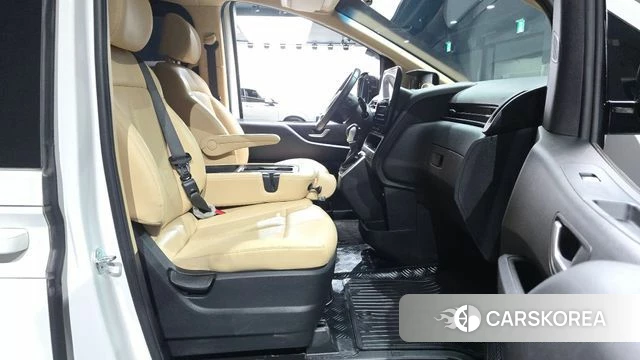 Hyundai Staria id 4561002 из Кореи 18