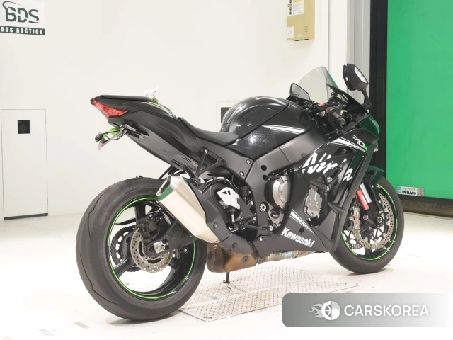 Проданный Kawasaki ZX-10R NINJA ABS 2016 из Японии, фото 2