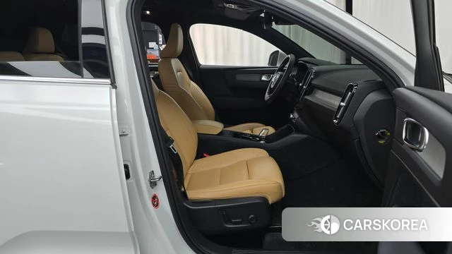 Volvo XC40 id 4476549 из Кореи 18