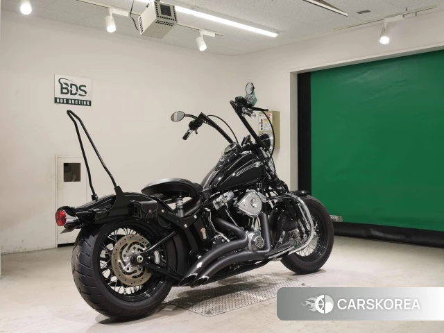 Проданный Harley-Davidson Softail Cross Bones FLSTSB1580 2011 из Японии, фото 2