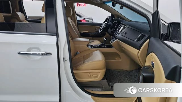 Kia The New Carnival id 4907395 из Кореи 18