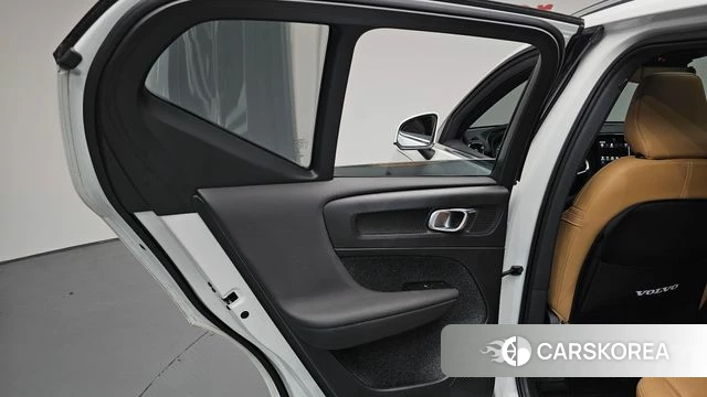 Volvo XC40 id 4784465 из Кореи 18
