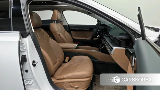 Hyundai Grandeur (GN7) id 4292693 из Кореи 18