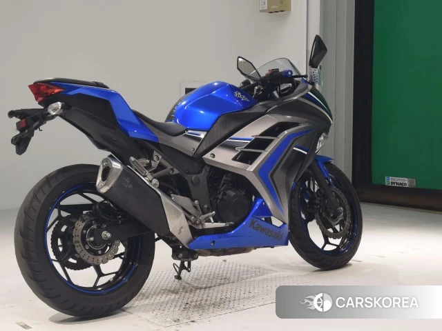 Проданный Kawasaki NINJA 250 ABS 2016 из Японии, фото 2