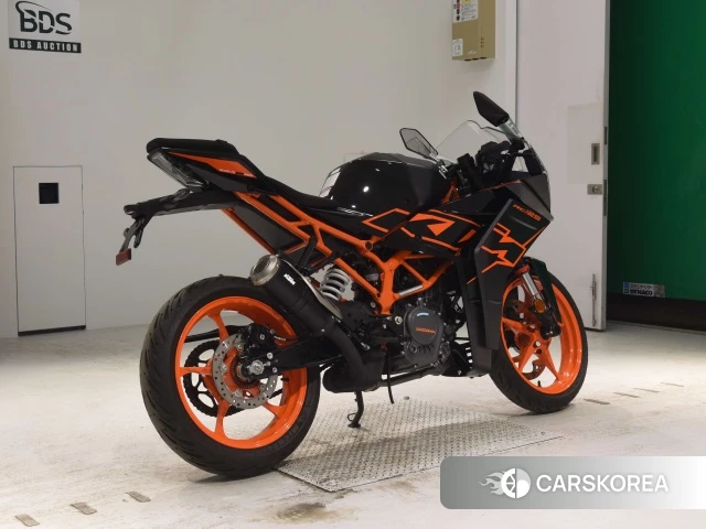 Проданный KTM RC 125 2022 из Японии