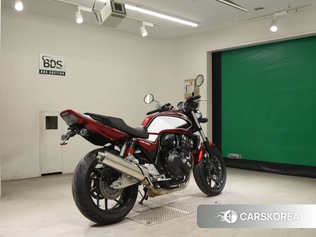 Проданный Honda CB400SF ABS 2019 из Японии, фото 2