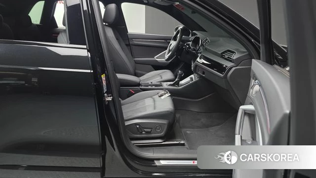 Audi Q3 (F3) id 4394364 из Кореи 18