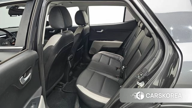 Kia Stonic id 4850139 из Кореи 18