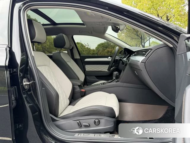 Volkswagen Magotan id 4265485 из Китая 18