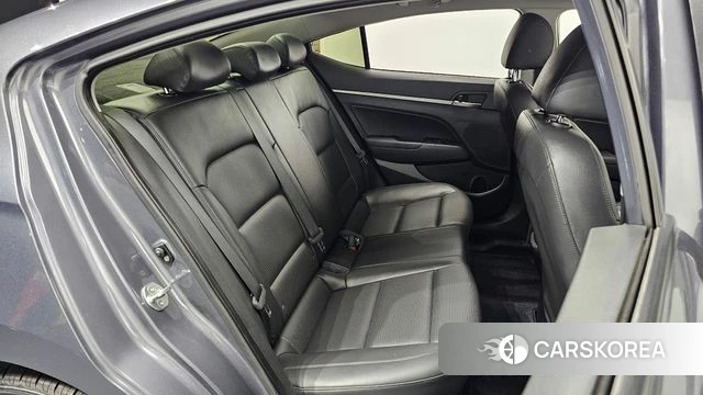 Hyundai Avante AD id 4543785 из Кореи 18