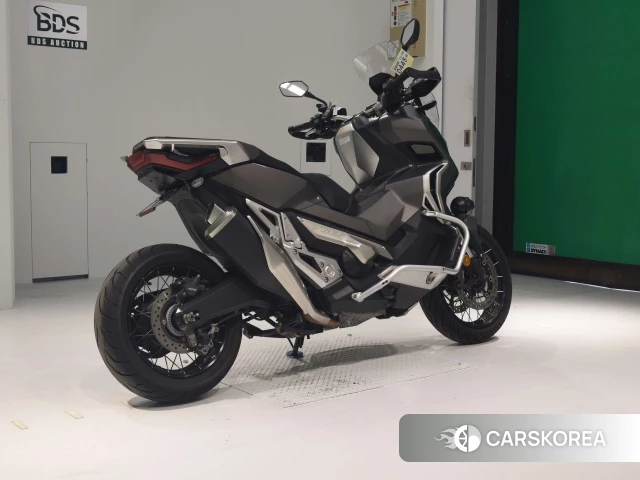 Проданный Honda X-ADV 750 id 4175911 из Японии, фото 2