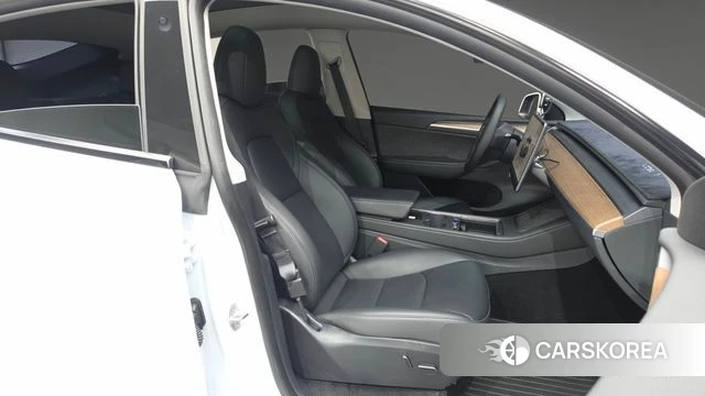 Tesla Model Y id 4480291 из Кореи 18