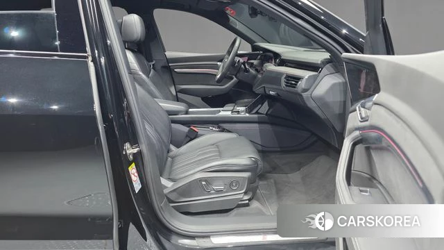 Audi e-Tron id 4463752 из Кореи 18