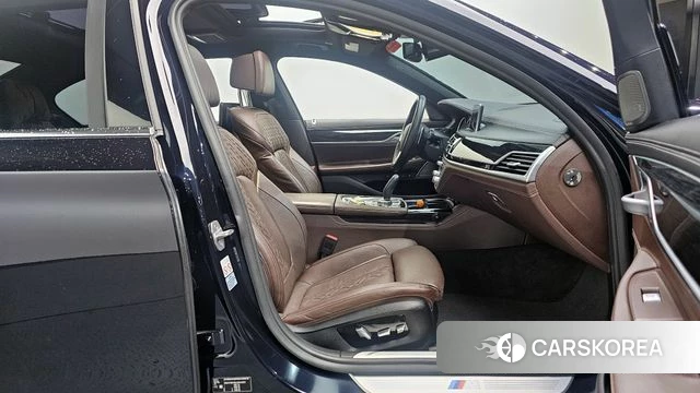 BMW 7 Series (G11) id 4403423 из Кореи 18
