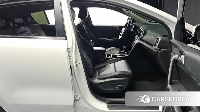 Kia Sportage The Bold id 4581261 из Кореи 18