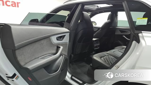 Audi Q8 (4M) id 4293555 из Кореи 18
