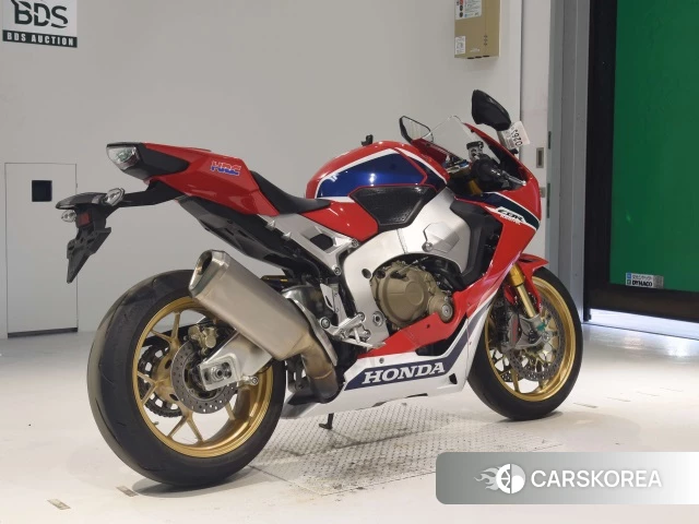 Проданный Honda CBR1000RR SP 2017 из Японии