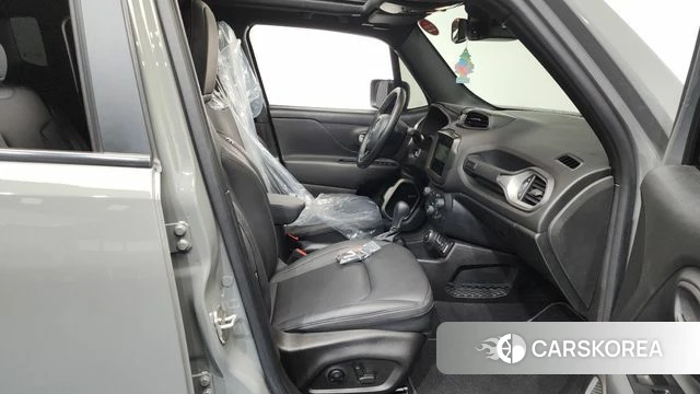 Jeep Renegade id 4376560 из Кореи 18