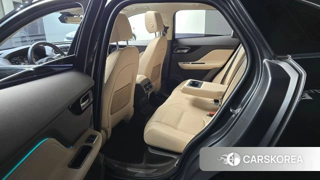 Jaguar F-PACE id 4384602 из Кореи 18