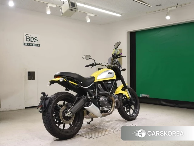 Проданный Ducati SCRAMBLER ICON 2015 из Японии, фото 2