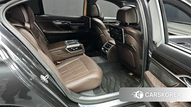 BMW 7 Series (G11) id 4285188 из Кореи 18
