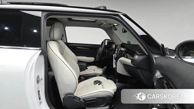 Mini Cooper S id 4905163 из Кореи 18
