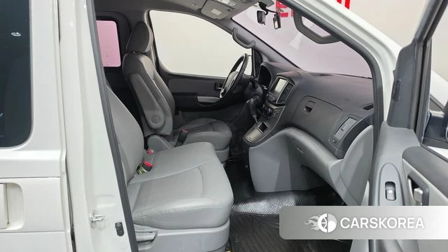 Hyundai The New Grand Starex id 4717622 из Кореи 18