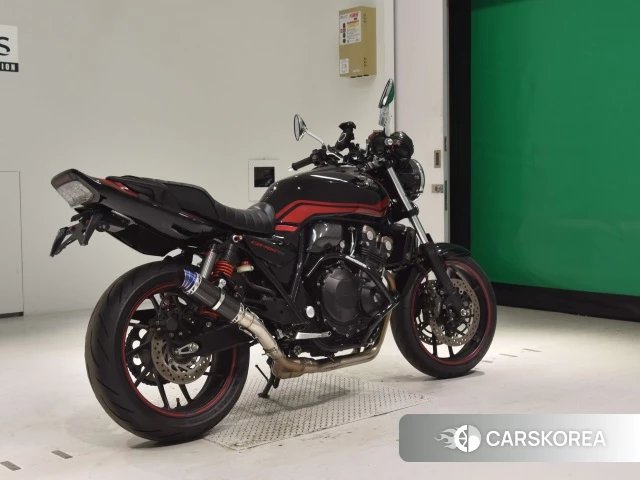 Проданный Honda CB400SF ABS 2016 из Японии, фото 2