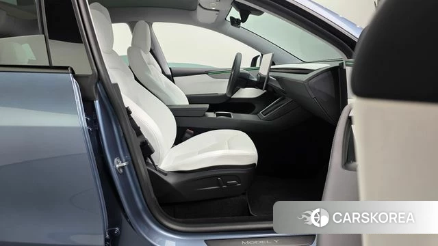 Tesla Model Y id 4381140 из Кореи 18