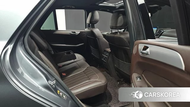Mercedes-Benz GLE - Class W166 id 4384801 из Кореи 18