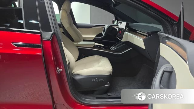Tesla Model X id 4523600 из Кореи 18