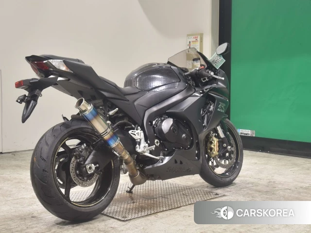 Проданный Suzuki GSX-R1000 2013 из Японии, фото 2