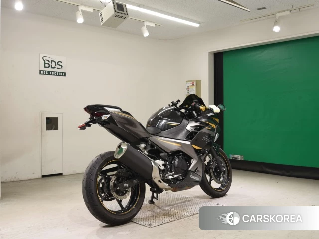 Проданный Kawasaki NINJA 400 2022 из Японии, фото 2