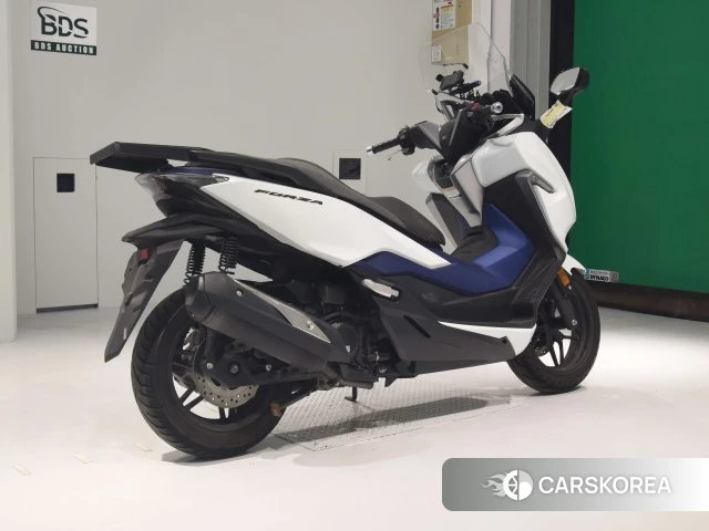 Проданный Honda FORZA 2018 из Японии, фото 2