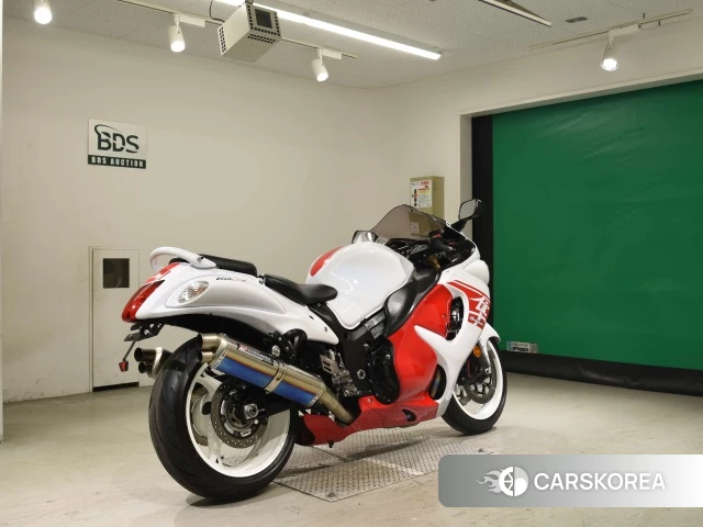 Проданный Suzuki GSX1300R HAYABUSA 2018 из Японии, фото 2
