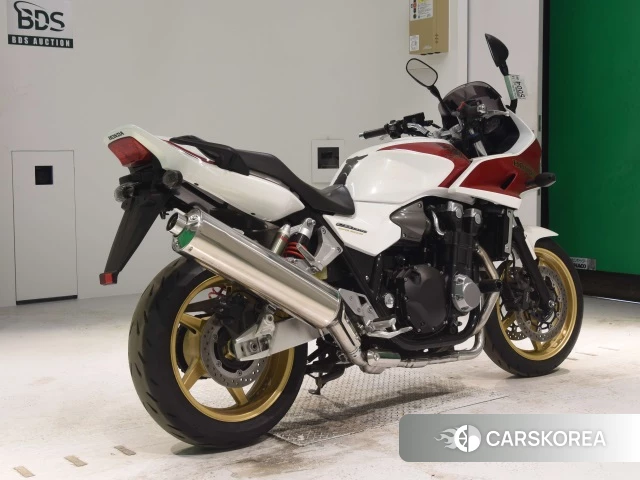 Проданный Honda CB1300SF BOLDOR ABS 2011 из Японии, фото 2