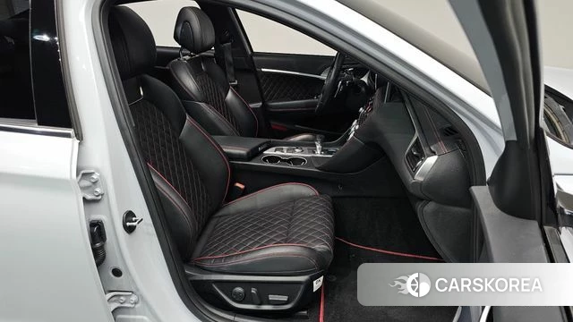Genesis G70 id 4482430 из Кореи 18