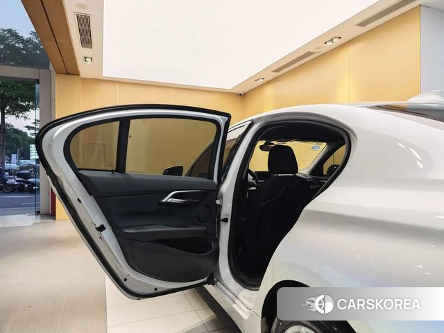 BMW 1 series id 4221738 из Китая 18