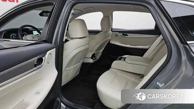 Hyundai The New Grandeur IG Hybrid id 4409454 из Кореи 18