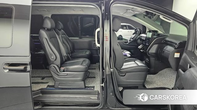 Hyundai Staria id 4432599 из Кореи 18