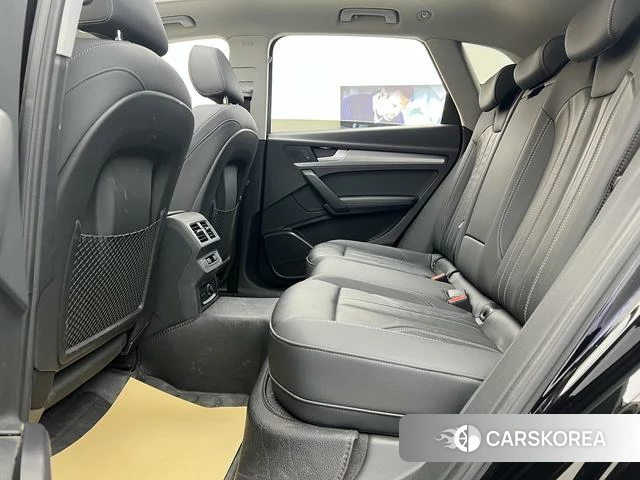 Audi Q5L id 4314031 из Китая 18