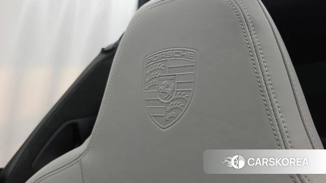 Porsche 911(992) id 4686685 из Кореи 18