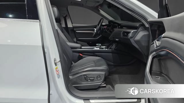Audi e-Tron id 4463753 из Кореи 18